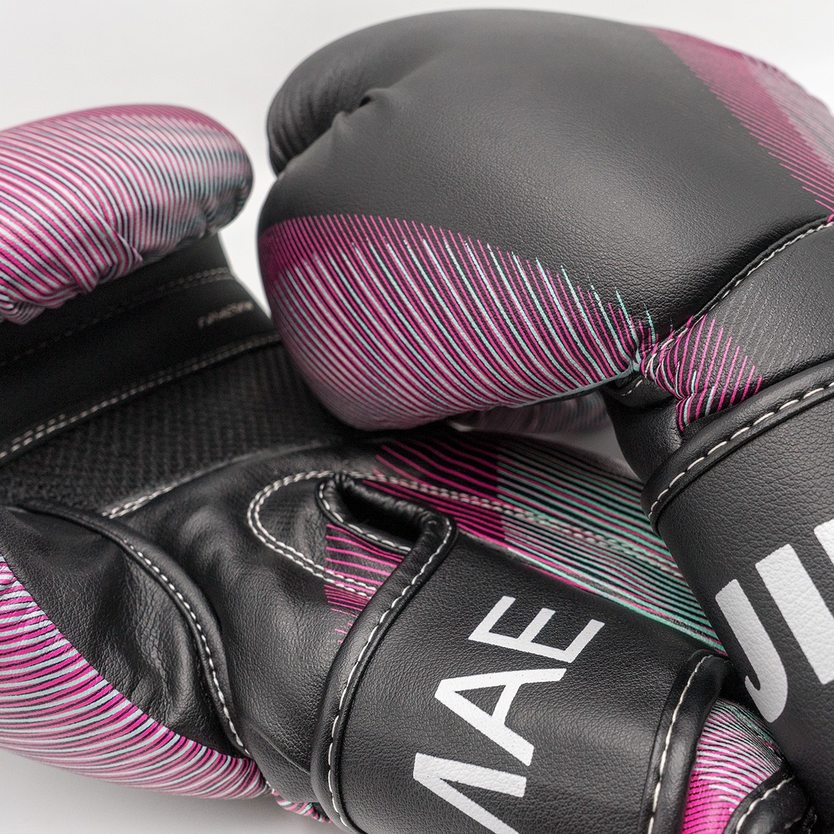 advantage-2-primeskin-boxing-gloves (2)